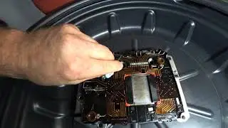 Infiniti FX35. Automatic transmission circuit board repair. Error P1762. Error P0550.