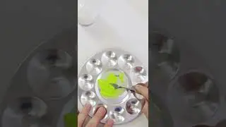 How to thin acrylic paint