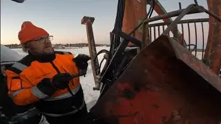 Revanssi hakkisouvarin kanssa