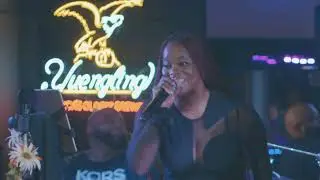 Danielle Hamilton and the Band   Live at Horizons  Between the sheets cover