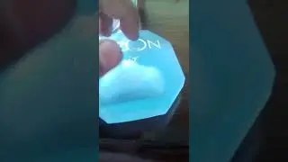АСМР ВИДЕО!!! (Шепот, шипение и свист, стуканье по баночкам от крема и духов)) !!!!!