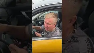 Прорвало ТРУБУ в ТАКСИ