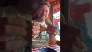 where to eat in Wisconsin dells #foodshorts #wisconsin #midwest #travelvlog