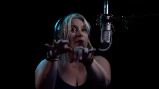 CZASEM MNIEJ ZNACZY WIĘCEJ  (cover by Agnieszka Brozia)