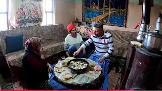 GÜZİNE  SOBADA  HAMSİ  BUĞLAMA  SİNOP TAN TAZE  HAMSİ  BALIĞI  SOĞUK BİR KIŞ GÜNÜ 