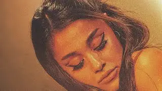 Ariana Grande - Moment 4 Life