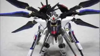 Assembling 1/100 MG Strike Freedom Gundam