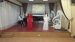 ЛЕСЯ ГОРОВА 