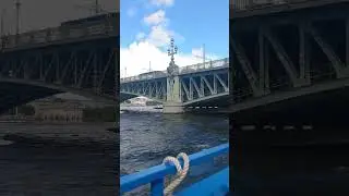 ПРОГУЛКА НА КАТЕРЕ ПО КАНАЛАМ САНКТ-ПЕТЕРБУРГА.