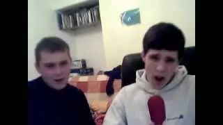 Два поющих придурка