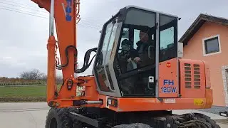 Bager Fiat Hitachi FH 120W. Extraction of stumps ! Excavator
