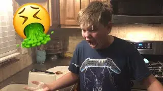 BABY JOHNNY LIKES FOOD (PUKE WARNING)