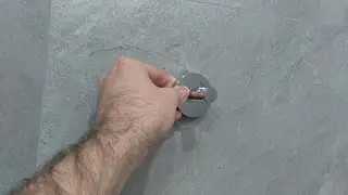 Начинаю монтаж крючков для полотенец Grohe Essentials