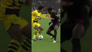 Schiedsrichter und Karim Adeyemi - (k)eine Liebesbeziehung!  #shortsfeed #ranbundesliga #shortsvideo