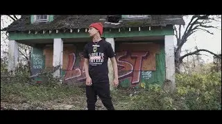 Runik - Demons After Me (OFFICIAL MUSIC VIDEO)