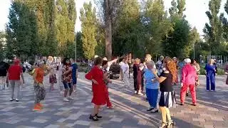 Танцы в Городском парке