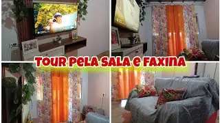 A tour of my cozy and simple little living room.