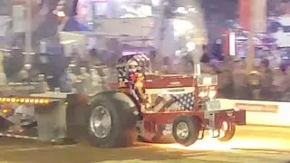 IH 1066 "The Patriot" goes bang.