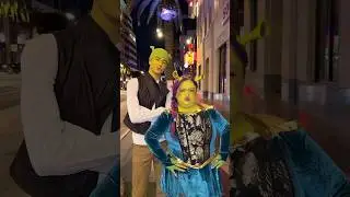 Shrek & Fiona visit Far Far Away 🤩🌴 #shrek #halloween #costume