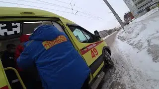 Бабушка угодила в 