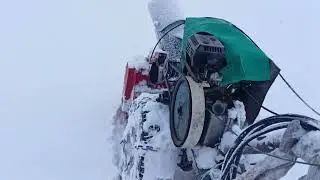 Снегоуборочная приставка. Ещё один помощник.