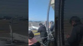 Epic view at Tokyo Haneda of the planes in action