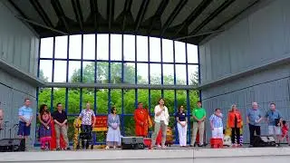 Amy Klobuchar and Dean Phillips address at Twin Cities Asian Fair 2023