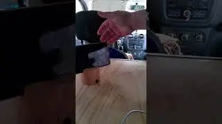 настольный держатель для телефона своими руками