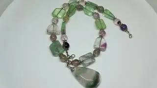 Колье из флюорита.