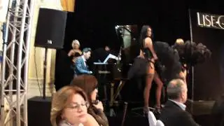 Lise Charmel Fashion Show