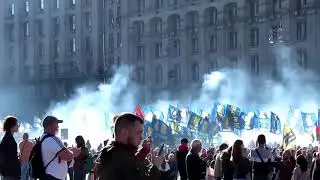 Марш УПА зажгли файера 2020