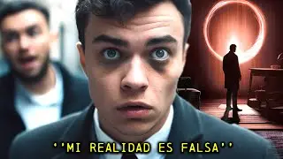El Hombre Descubrió que su Realidad era Falsa | Historia  Fallos en la Realidad