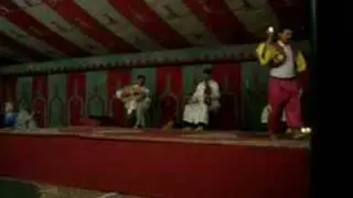 Danza de la bandeja- folklore Marroquí