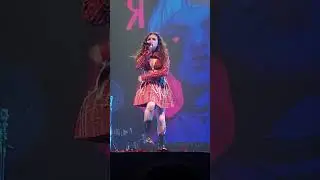 Алёна Швец - Стыдно (отрывок с концерта)