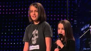Six year old Aaralyn & Izzy sing 
