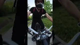 Motorsiklet KAYMAYA Gidiyorum