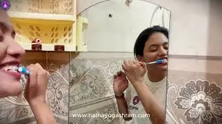 A Day in the Life of a Yoga Student at Hatha Yoga Ashram | yoga school in rishikesh #yoga #yogattc