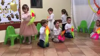 Рончик на празднике Ханука в садике. Декабрь 2018