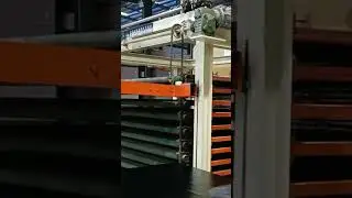 Auto feeding system for laminating hot press machine WA:0086-13053952792