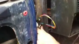 Как продеть провода через гофру двери