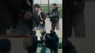 Por aquí os dejo un vídeo muy chulo de cómo se grabó el videoclip de “Todo cambia”.