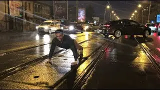 PROVOCARI NEBUNE IN INTERSECTIE