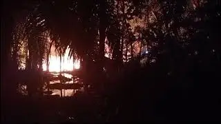 Kebakaran Ladang Minyak Di Aceh