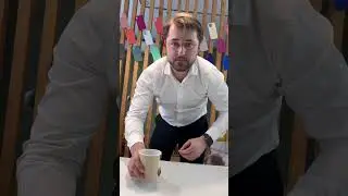 Man in Shorts Performs Amazing iPhone XS Max Repair