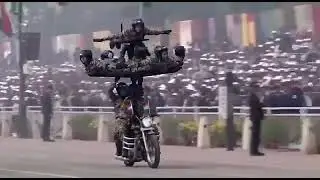 Военный парад в Индии. Это вообще законно?!))