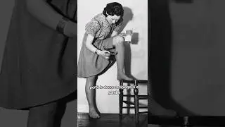 Quando le donne si dipingevano le calze addosso                   #1940 #vintage #moda #storia