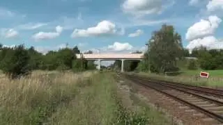 Ausfahrt von 225 099 (BBL 17) aus dem Bahnhof Straßgräbchen-Bernsdorf