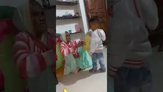टोपी ghalayachi थंडी  vajati