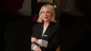 Amy Poehler. A master in velvet chairs. 