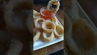 🦑Хрустящие кольца из кальмаров Кушаю кольца из кальмаров во вьетнамском кафе Нэм Фо 